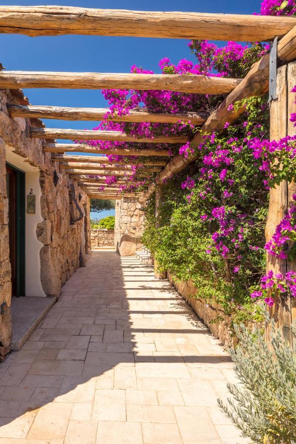 Bed and Breakfast Albero Capovolto Golfo Aranci Exterior foto